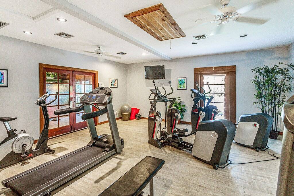 Ganze Wohnung, Your Perfect Naples Retreat Relax at Park Shore Resort Snowbird Friendly in Naples (Florida), Southwest Florida