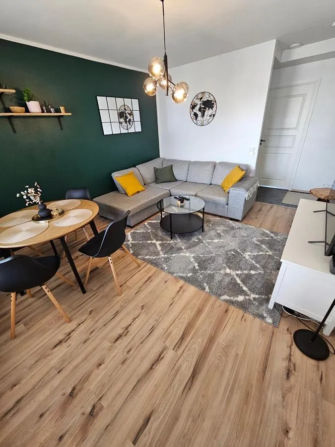 Apartamento de vacaciones para 5 personas, con sauna además de balcón y vistas - 1