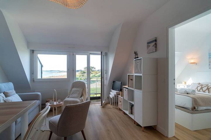 Gîte pour 4 personnes, avec balcon dans Plage des Govelins - 4