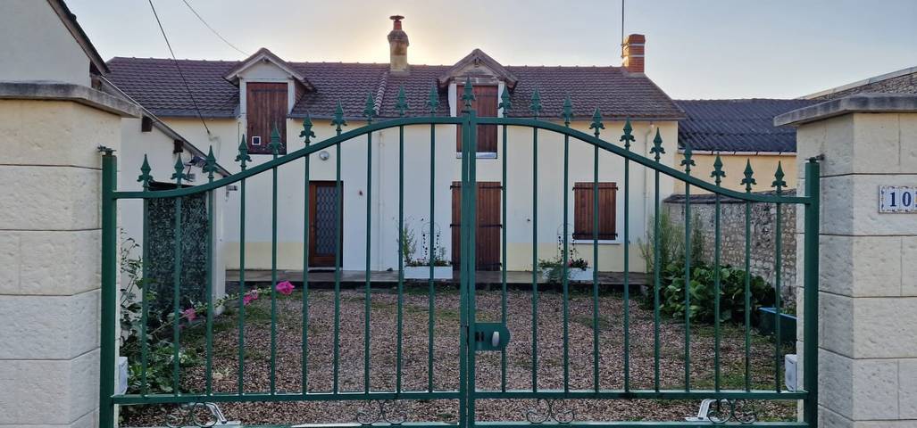 Gîte pour 8 personnes, avec terrasse et jardin en Indre-et-Loire - 2
