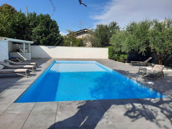 B&b voor 2 personen, with Terras and Tuin as well as Zwembad and Uitzicht in Moniga del Garda