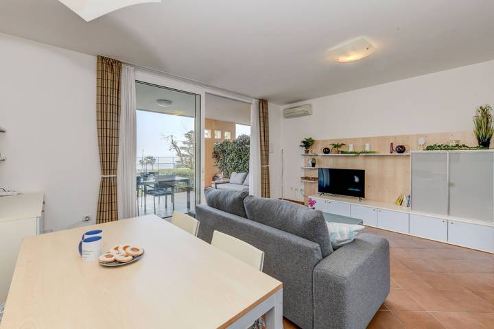 Ferienwohnung für 4 Personen, mit Seeblick und Garten sowie Pool in Padenghe sul Garda - 3