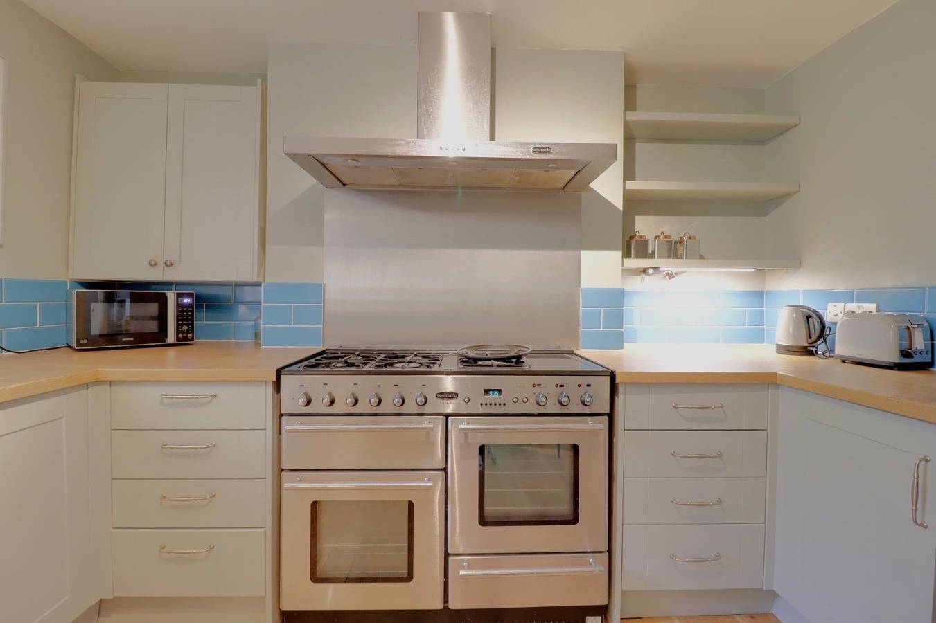 Entire holiday apartment, Central Brighton Apartment in Hove, Brighton