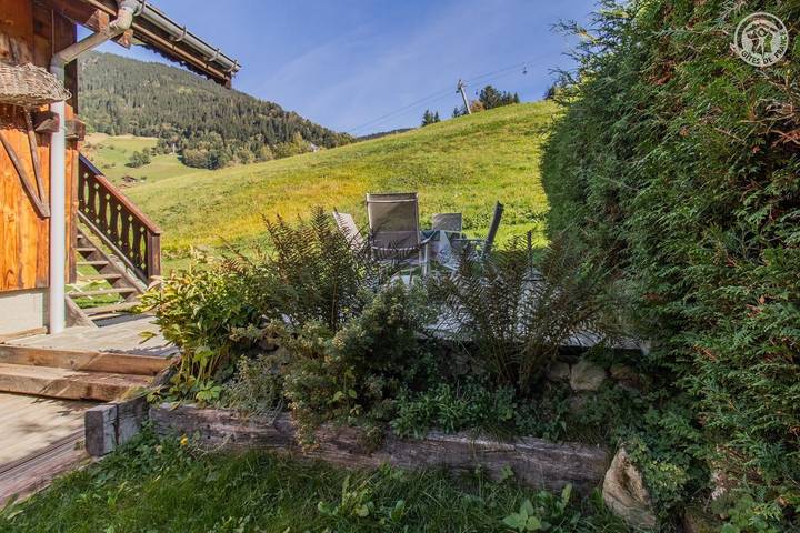 Gîte pour 6 personnes, avec terrasse, animaux acceptés dans Arêches - 4