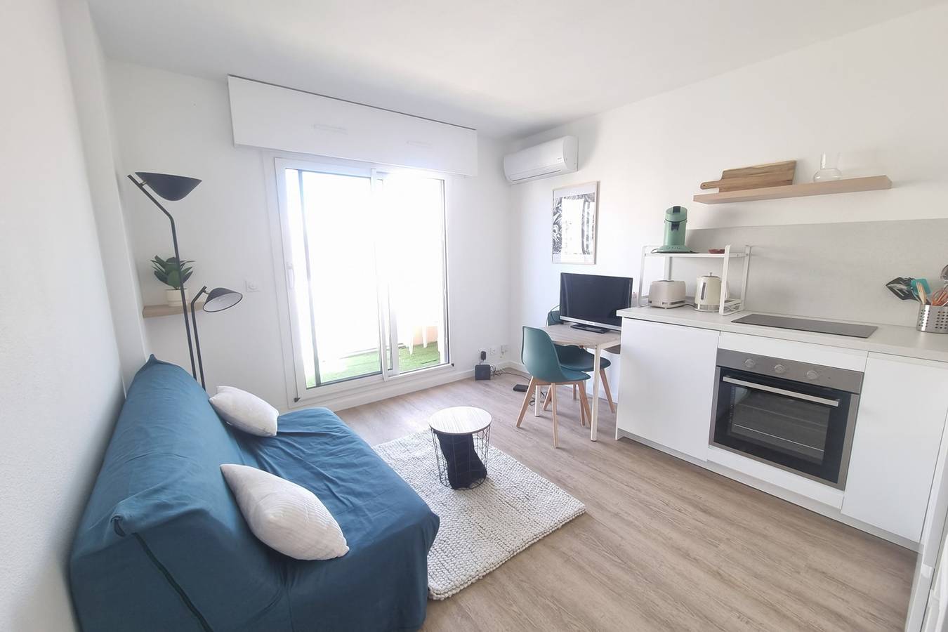Studio entier, Studio climatisé avec balcon au cœur d'Arcachon in Arcachon, Région d'Arcachon