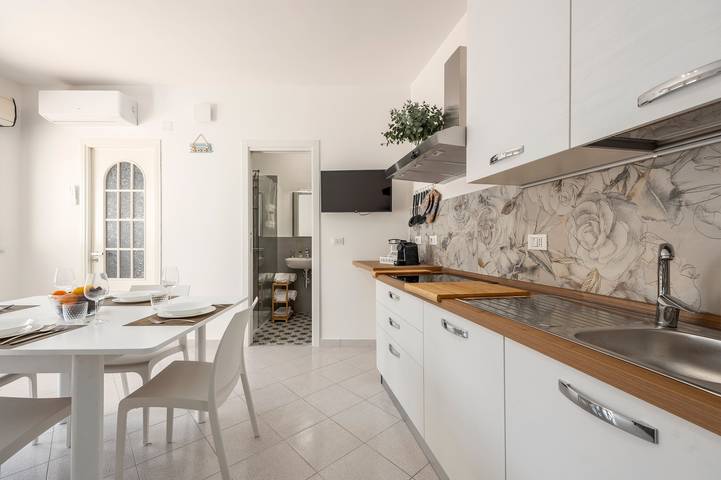 Ferienhaus mit Meerblick für 8 Personen, mit Balkon in Palermo - 4