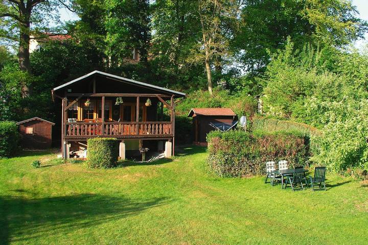 Ferienhaus für 4 Personen, mit Garten und Sauna in Templin