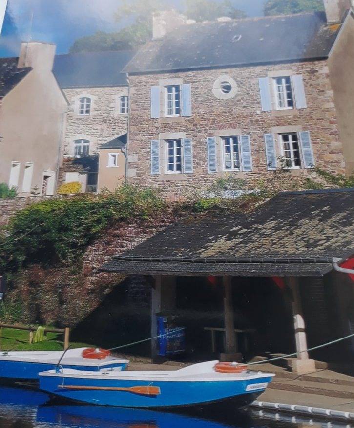Maison bleue, chambres d'hôtes à Pontrieux - chambre bleue in Pontrieux, Région de Guingamp
