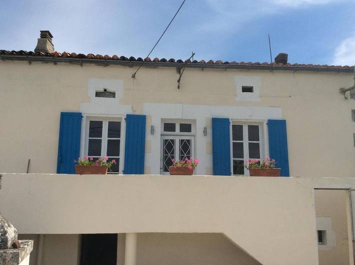Location de vacances pour 4 personnes, avec Terrasse et Jardin à Édon (Charente)