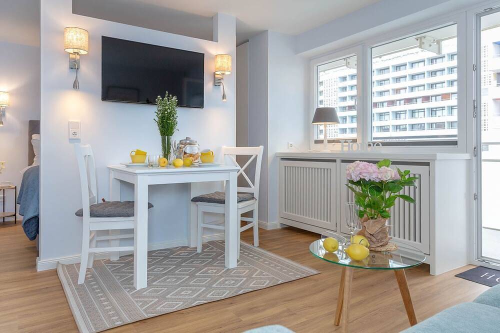 Ganze Wohnung, Strandkönig 3 - Direkte Strandlage, mod. 1 Zimmerap. mit Balkon - Andreas-Dirks in Westerland, Sylt (Gemeinde)