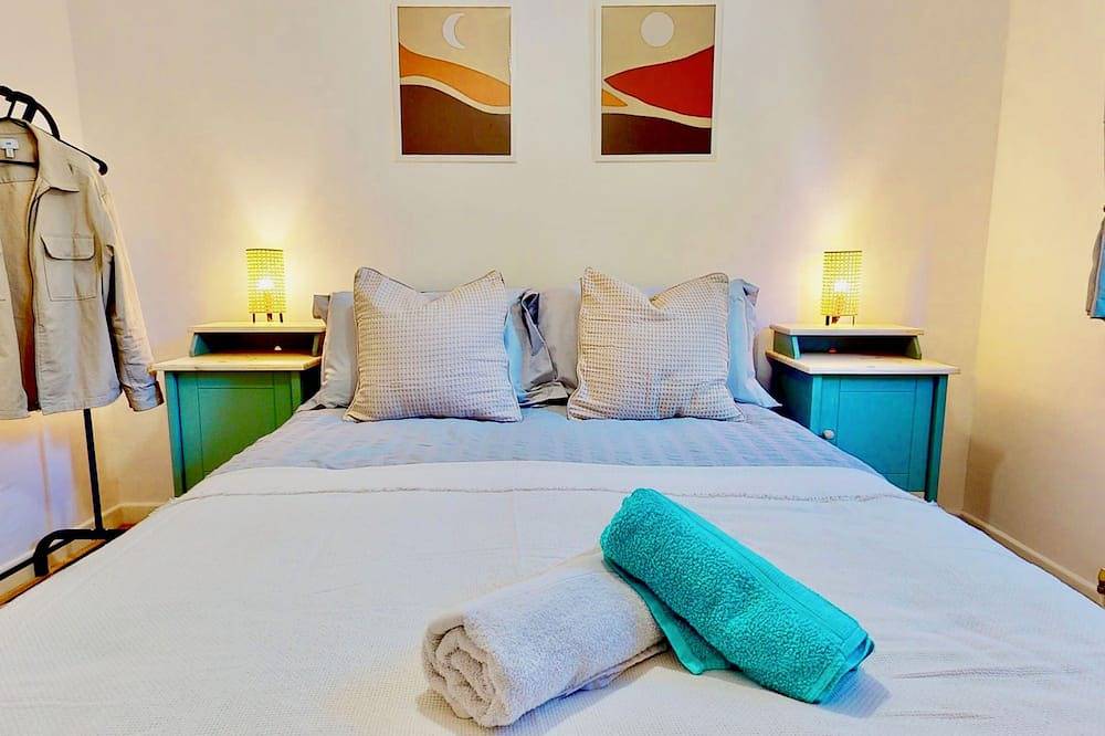 Geheel appartement, Spacious 2 Bed Ground Floor Apartment with Parking 2 Mins to Town Centre in Royal Tunbridge Wells, Kent
