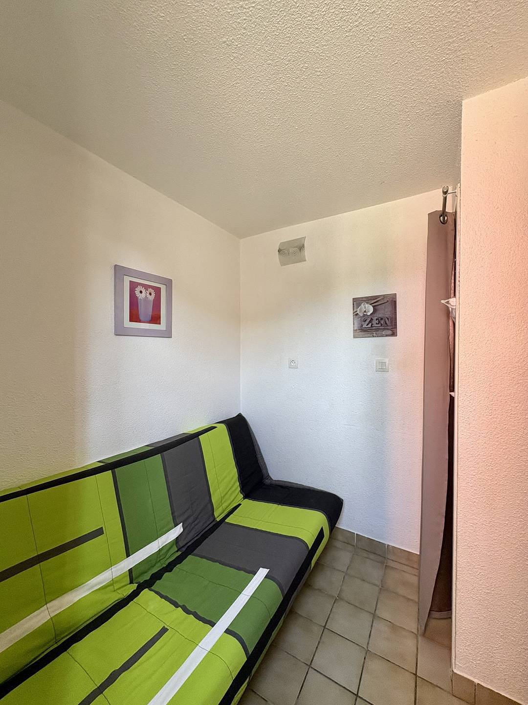 Appartement de vacances entier, Appartement de plein pied équipé pour 4 personnes  4Cara8 in Le Barcarès, Côte d'Améthyste