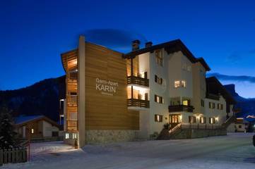 Cottage pour 2 personnes, avec vue et balcon ainsi que sauna et jardin à Corvara in Badia