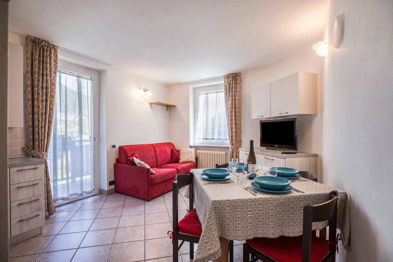 Appartamento intero, Accogliente appartamento "Casa Penasa 2", Cipat 022064-At-064788, con vista sulle montagne in Almazzago, Commezzadura