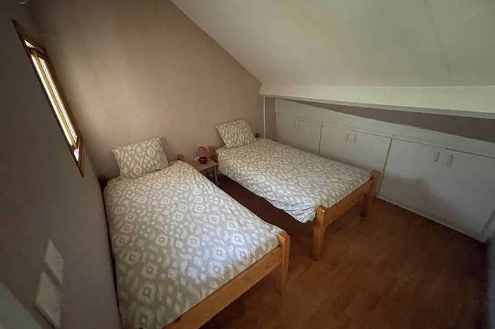 Location de vacances pour 6 personnes, avec terrasse, animaux acceptés à Les Planches-près-Arbois - 3