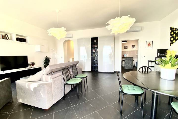 Ferienwohnung für 2 Personen, mit Balkon/Terrasse in Salerno - 3