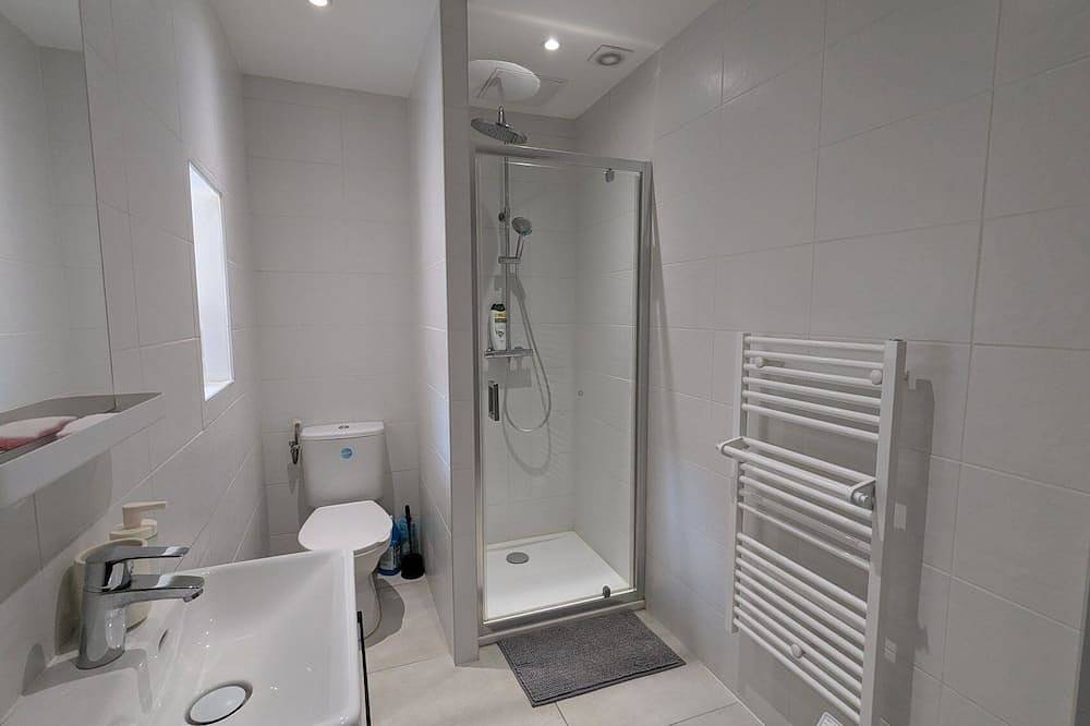 Appartement entier, Le Petit Forez, Cosy et Authentique in Saint-Bonnet-le-Château, Montbrison