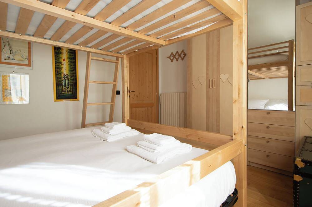 Ganze Wohnung, Meralda 4B Camoscio - Ein Schlafzimmer Wohnung, Schläft 4 in Santa Caterina Valfurva, Valfurva