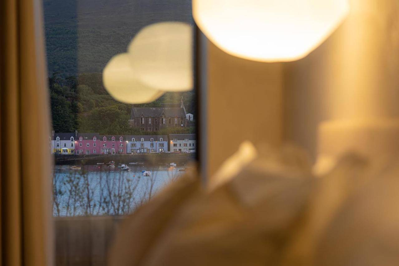 Vriskaig Luxury Guest Suite with Iconic Views in Highlands