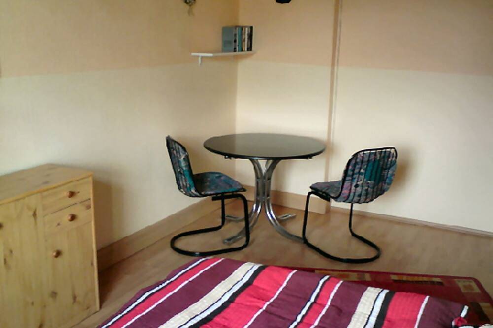 Ganze Wohnung, Ferienwohnung Gleißner  / Hartmann - Ferienwohnung 1 in Sangerhausen, Harzvorland