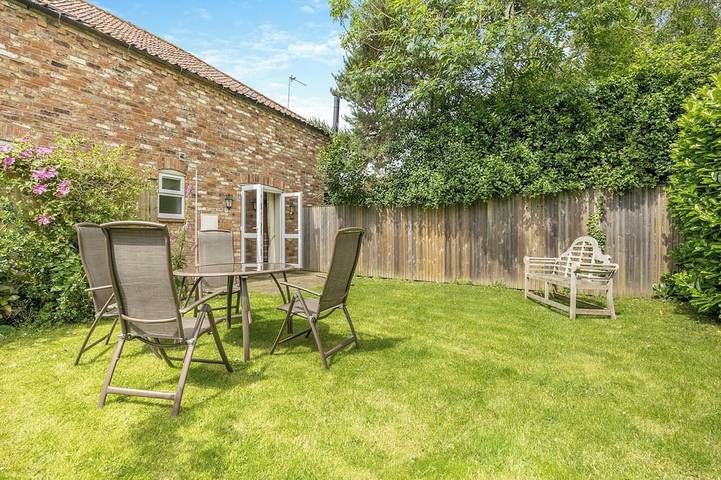 Cottage for 4 people, with hot tub and garden in Burgh le Marsh