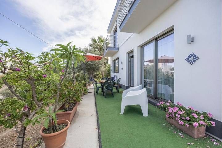 Villa 'Villetta Uliveto' with Private Garden, Wi-Fi and Air Conditioning in Acquedolci, Monti Nebrodi