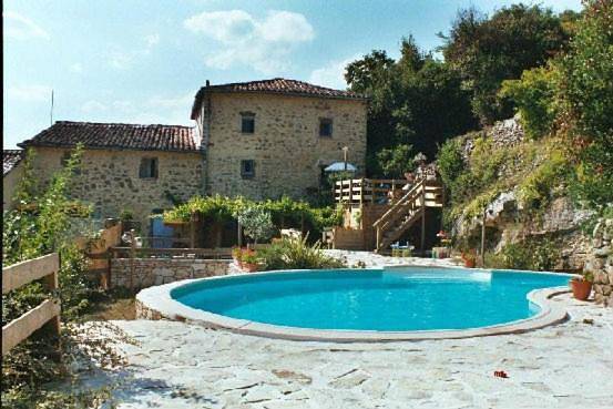 Appartement entier, Two-Bedroom Apartment in Bessèges, Parc national des Cévennes