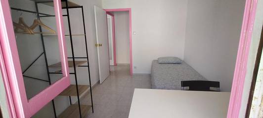 Gîte pour 2 personnes, avec vue et terrasse à Esplugues de Llobregat