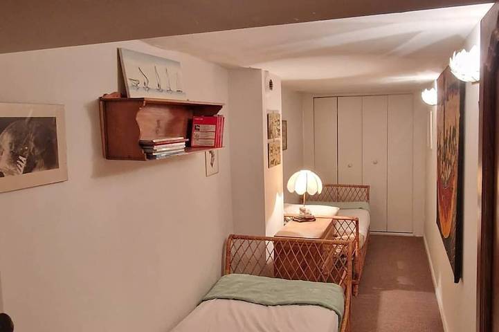 Gîte pour 4 personnes, avec terrasse et jardin dans Office De Tourisme D Aix En Provence - 4