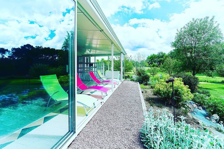 Location de vacances pour 8 personnes, avec piscine à Puynormand