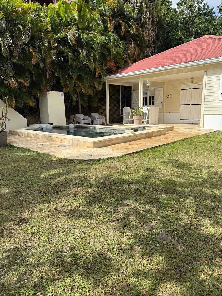 Location de vacances pour 4 personnes, avec piscine et jardin à Rivière-Salée - 4