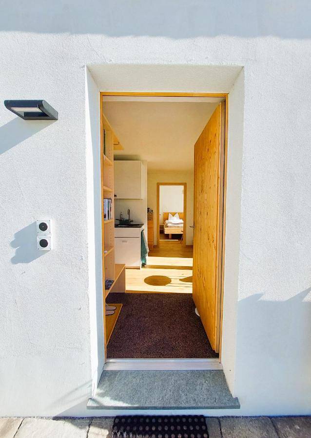 Ferienwohnung für 4 Personen, mit Ausblick und Garten sowie Pool in Safiental - 3
