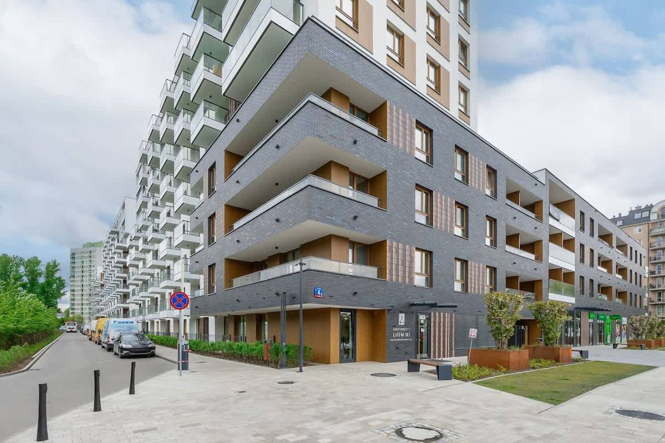 Entire apartment, Ludwiki 4A Comprehensive Apartment Parking in Warsaw, Masovia