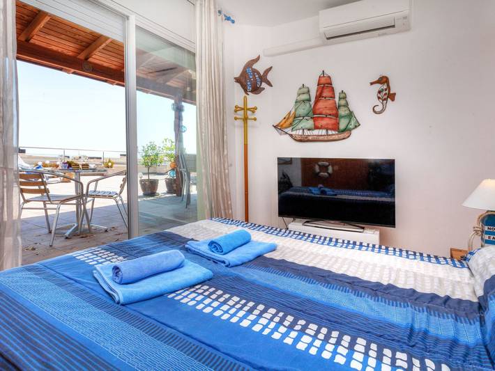 Ferienwohnung für 5 Personen, mit Terrasse und Garten in Llanca - 4