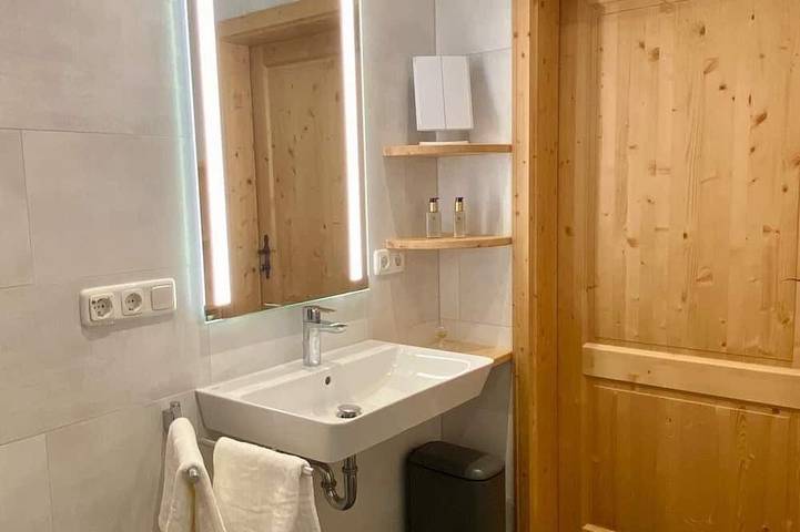 Ferienwohnung für 3 Personen, mit Garten und Terrasse in Ohlstadt - 4