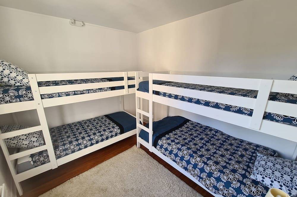 Maison divisée en 2 appartements à 20 min de Disneyland, 25 min Paris in Thorigny-sur-Marne, Seine-et-Marne