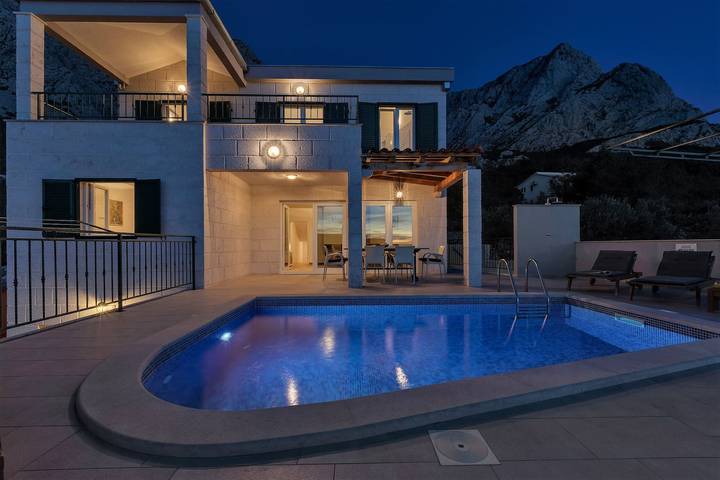 Ferienhaus für 8 Personen, mit Pool und Garten sowie Meerblick in Baska Voda - 2