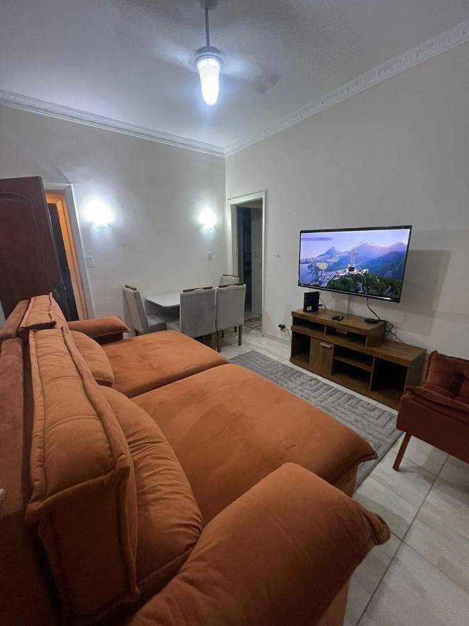 Apartamento para 6 personas, con terraza y vistas, Se admiten mascotas en Copacabana