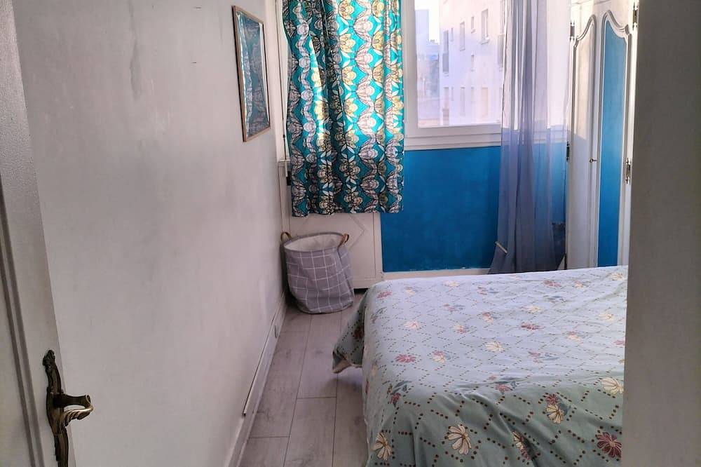 Entire apartment, Apartment close to the metro and Paris in Montreuil, Seine-Saint-Denis