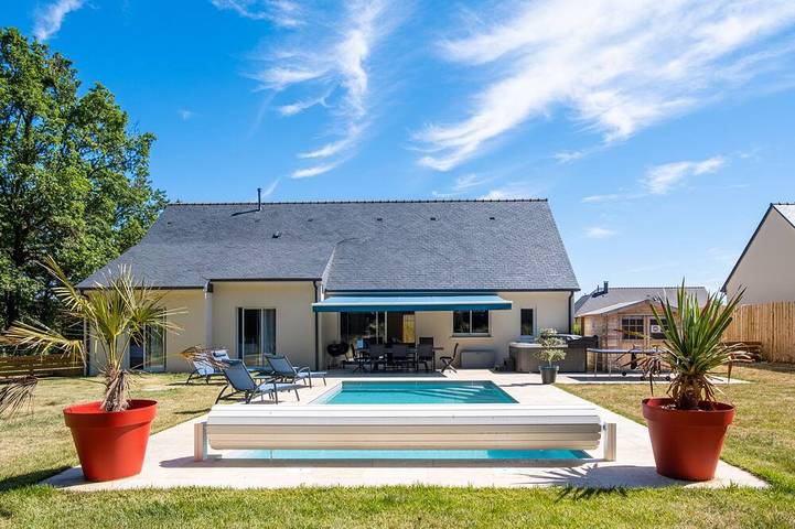 Location de vacances pour 10 personnes, avec Jacuzzi et Jardin à Saumur