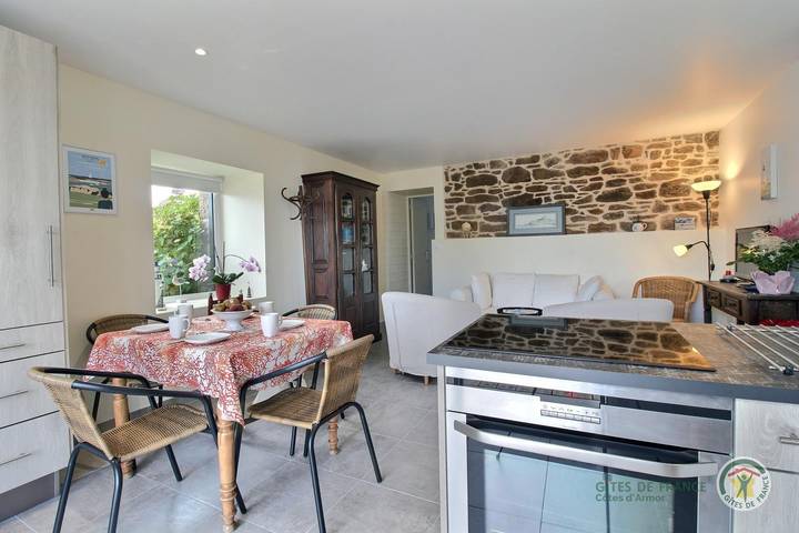 Gîte pour 3 personnes, avec jardin à Trébeurden - 3