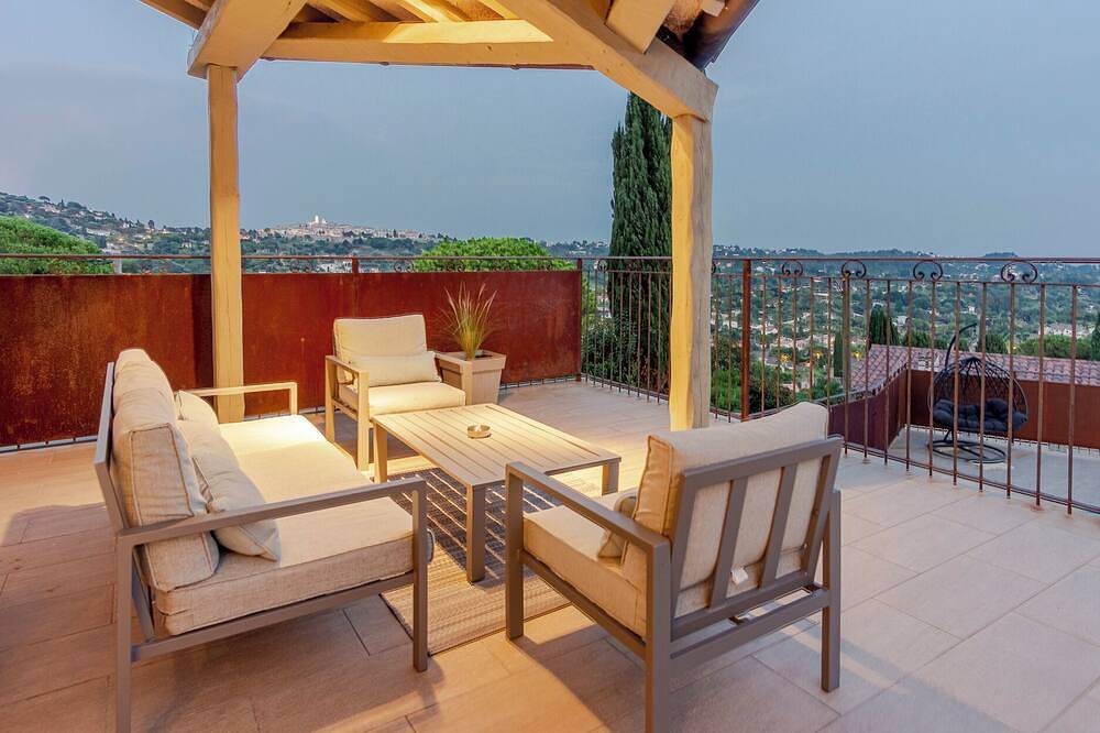 Maison Familiale vue Panoramique sur Saint Paul de Vence in La Colle-sur-Loup, Cannes und Umgebung