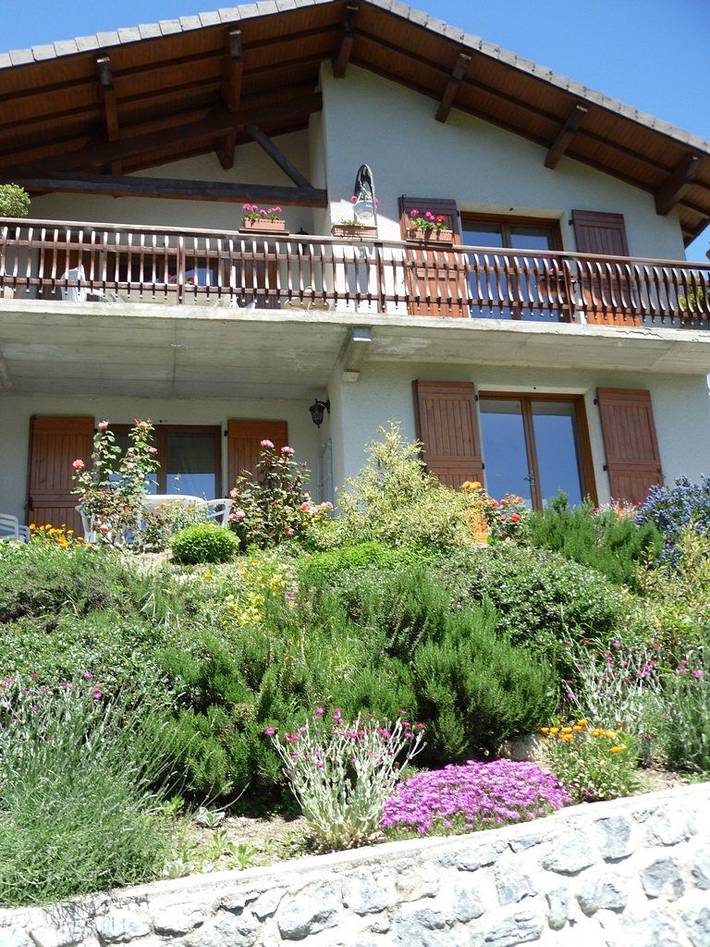 Appartement de vacances pour 4 personnes, avec terrasse et jardin