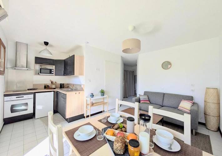 Gîte pour 2 personnes, avec piscine et terrasse dans Etang De Soustons - 4