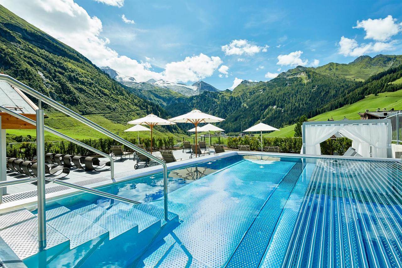 Hotel Berghof Crystal Spa & Sports in Hintertuxer Gletscher, Hintertux