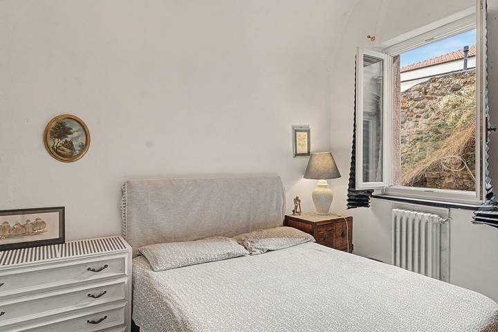 Quarto 'Camera em Dimora Histórica' com Terraço Partilhado, Wi-Fi e Ar Condicionado in Cisano sul Neva, Riviera di Ponente