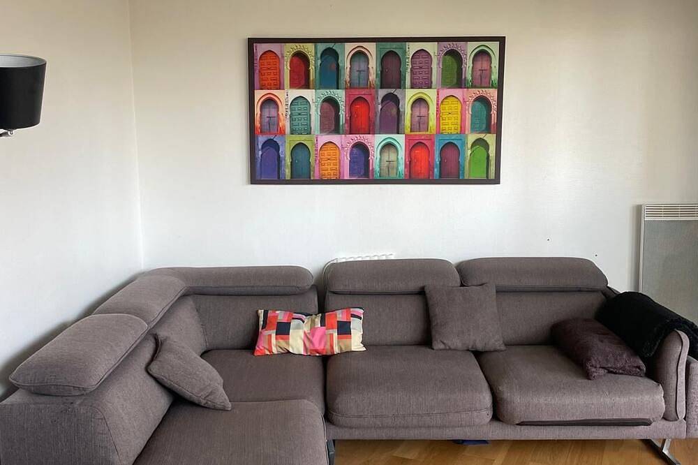 Entire apartment, Seasonal Rental for Olympic Games 2024 in Courbevoie, Hauts-de-Seine