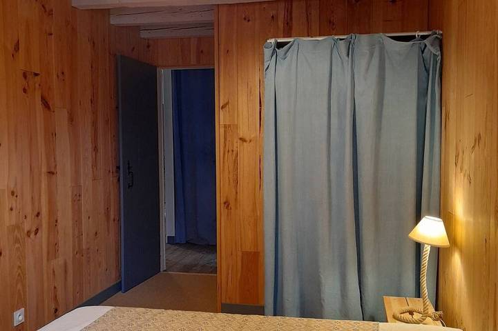 Gîte pour 6 personnes, avec jardin à Bordères-Louron - 2