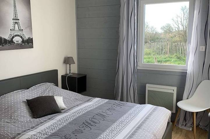 Location de vacances pour 6 personnes, avec terrasse et jardin, animaux acceptés à Les Moitiers-d'Allonne - 3