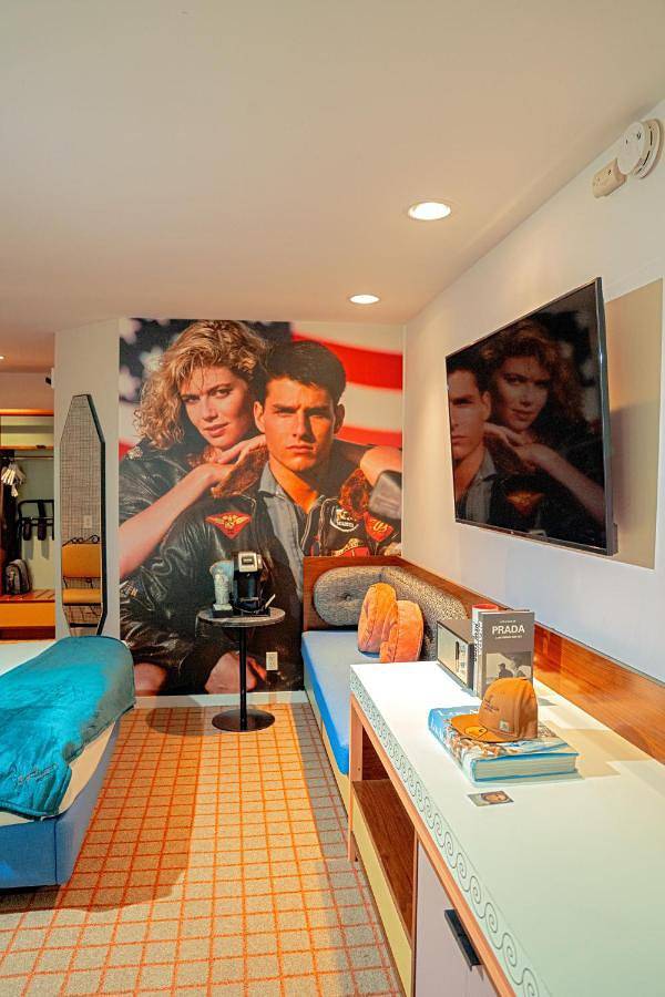Hôtel pour 4 personnes, avec piscine et jardin dans Hollywood